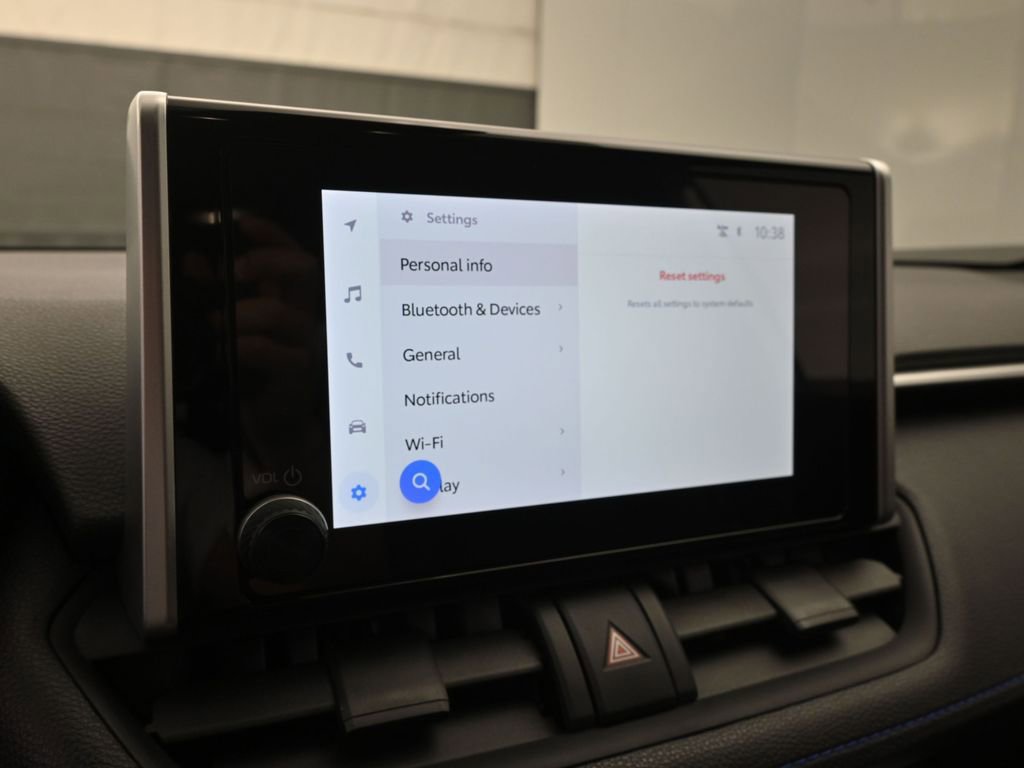 Used 2025 Toyota RAV4 SE image 21