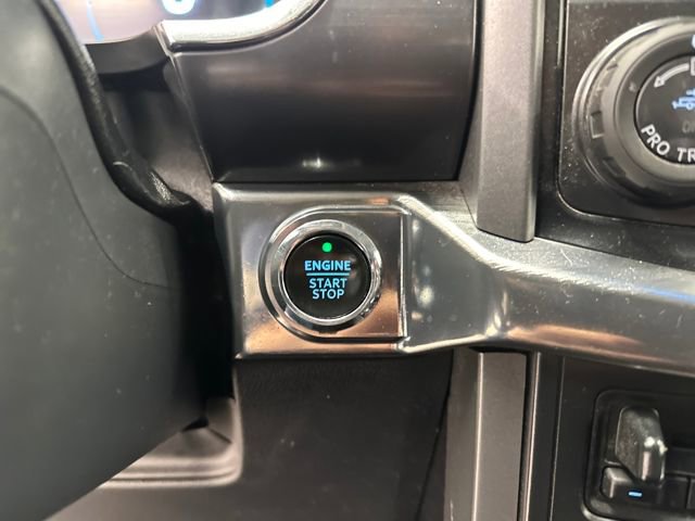 Certified 2022 Ford F150 Lariat image 32