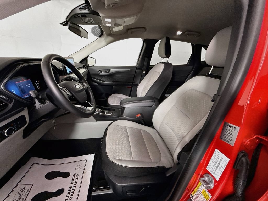 Certified 2024 Ford Escape Active w/ Cold Weather Package FWD image 20