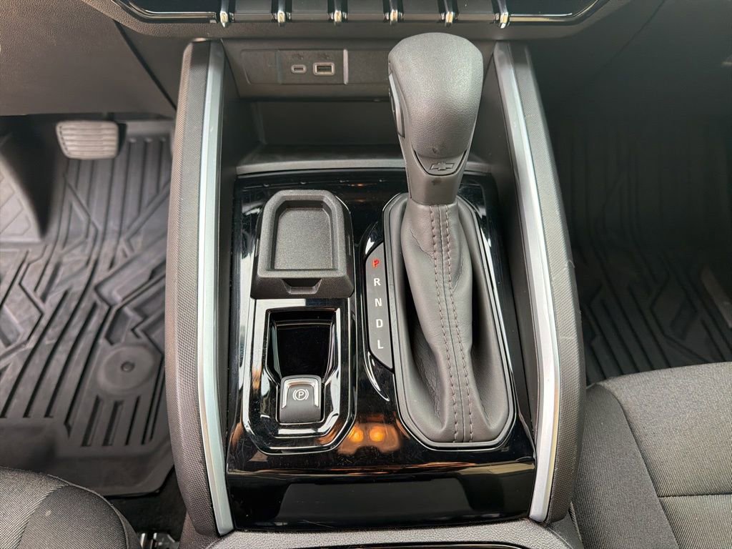 Used 2026 Chevrolet Colorado W/T w/ WT Custom Package image 27