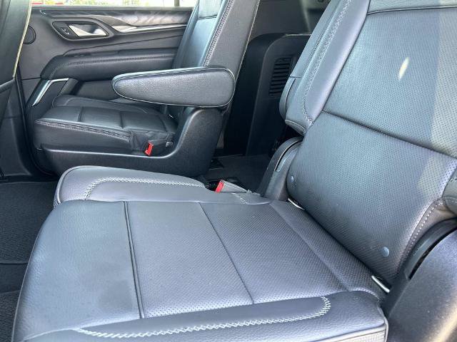 Used 2022 GMC Yukon XL Denali w/ Denali Premium Package AWD/4WD image 19