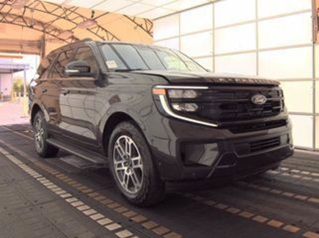 Certified 2025 Ford Expedition Active AWD/4WD video 2