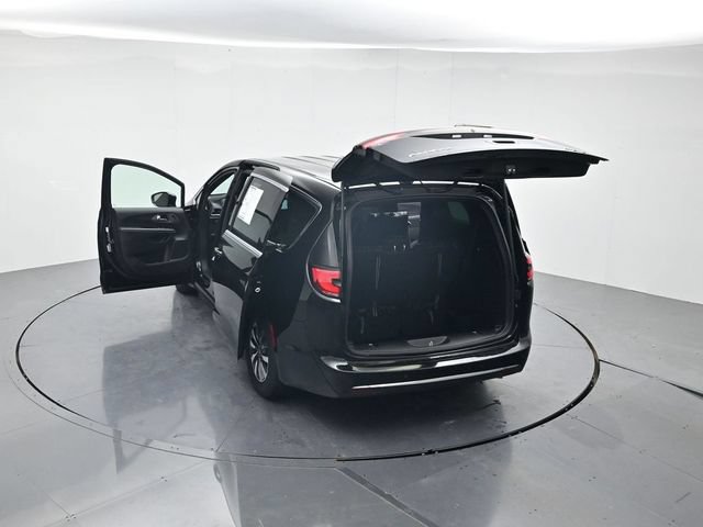 Used 2025 Chrysler Pacifica Select FWD image 42