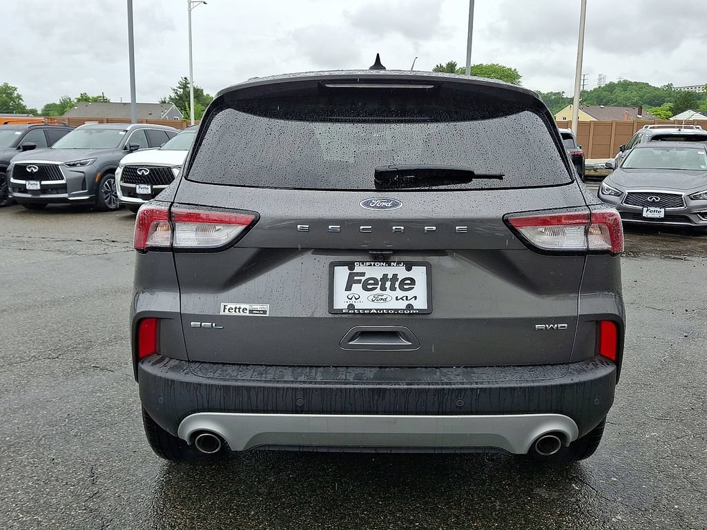 Certified 2022 Ford Escape SEL AWD/4WD image 5