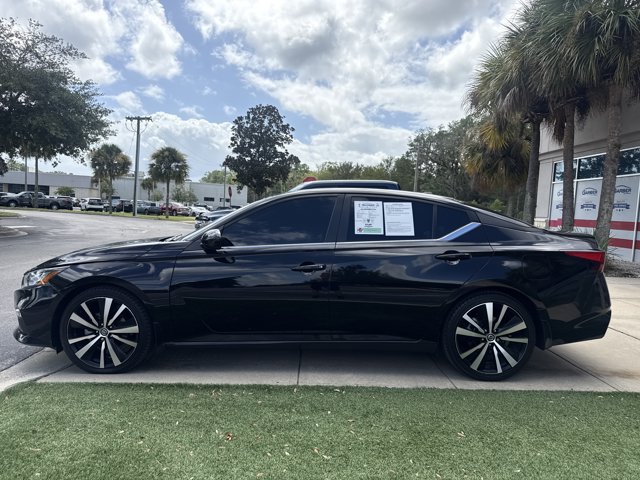 Used 2021 Nissan Altima 2.5 SR FWD image 7