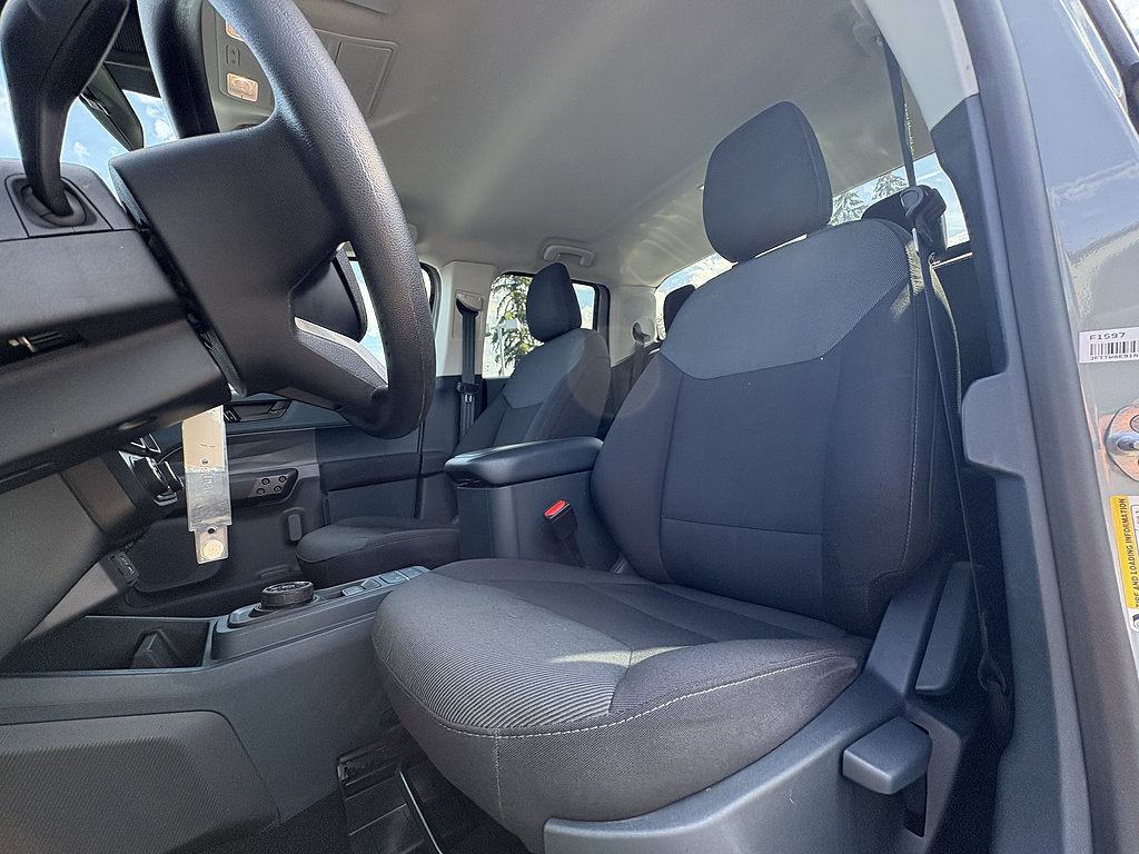 Certified 2022 Ford Maverick XL FWD image 17