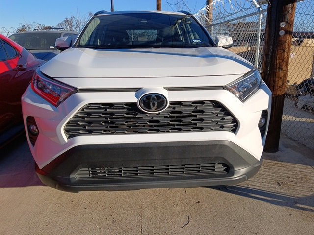 Used 2019 Toyota RAV4 XLE w/ Convenience Package image 6