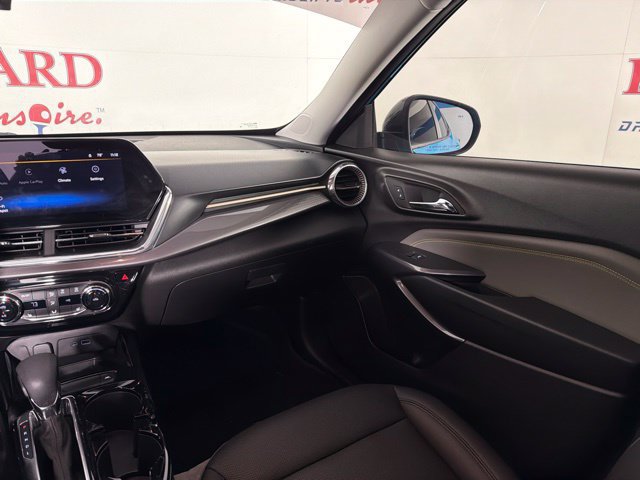 Used 2025 Chevrolet Trax ACTIV w/ Sunroof Package FWD image 35