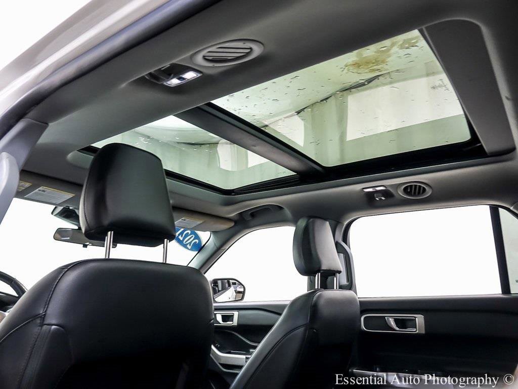 Certified 2021 Ford Explorer XLT w/ Equipment Group 202A image 13