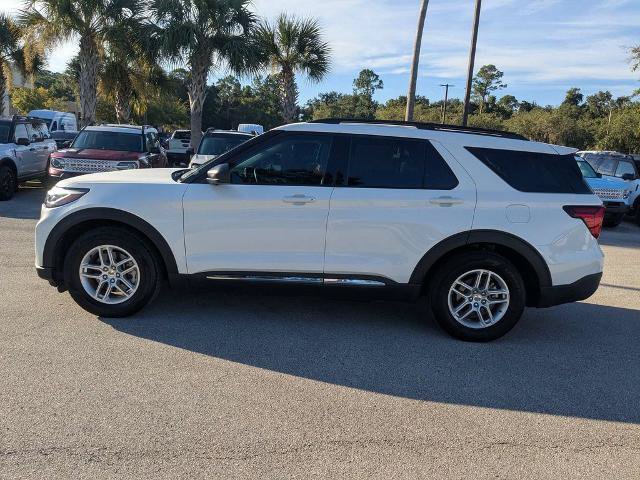 Certified 2025 Ford Explorer Active RWD image 7