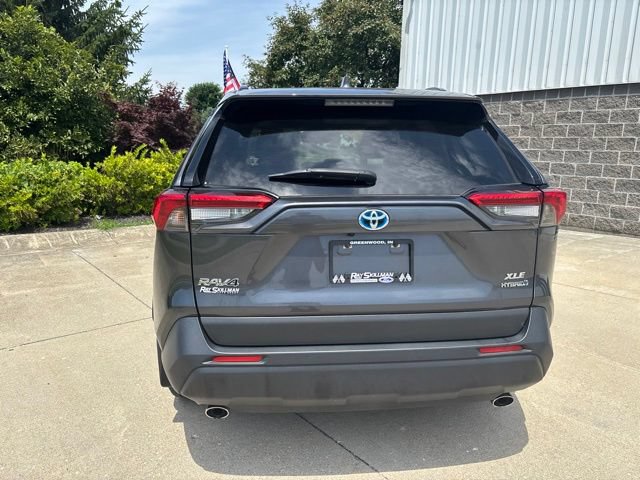 Used 2022 Toyota RAV4 XLE w/ Convenience Package AWD/4WD image 9