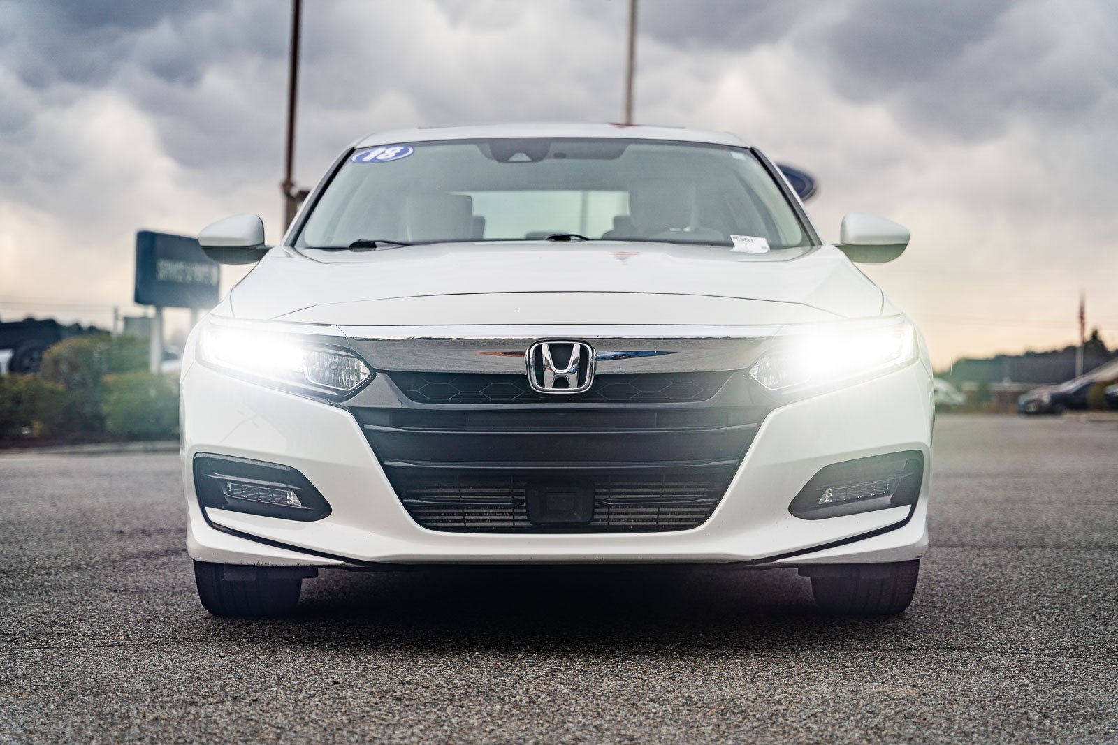 Used 2018 Honda Accord EX image 9