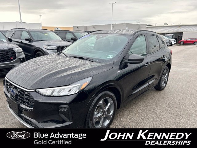 Certified 2023 Ford Escape ST-Line w/ Tech Pack #1 FWD image 1