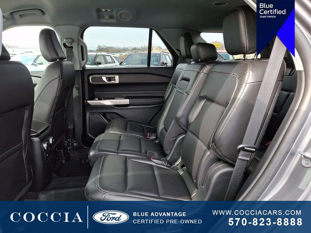Certified 2022 Ford Explorer XLT w/ Equipment Group 202A image 10