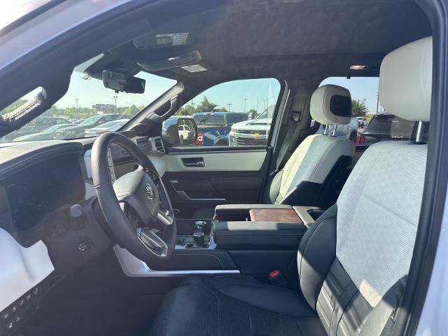 Used 2025 Toyota Sequoia Capstone AWD/4WD image 12