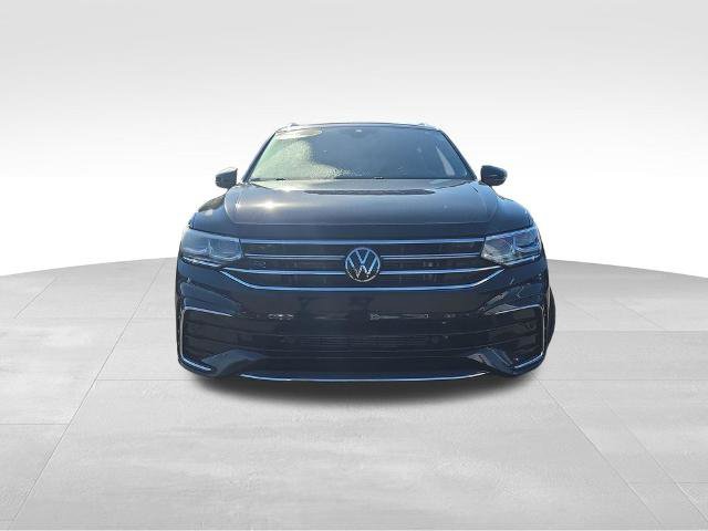 Used 2022 Volkswagen Tiguan SEL R-Line AWD/4WD image 2