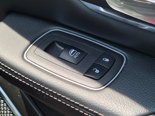 Used 2024 RAM 1500 Laramie AWD/4WD image 37