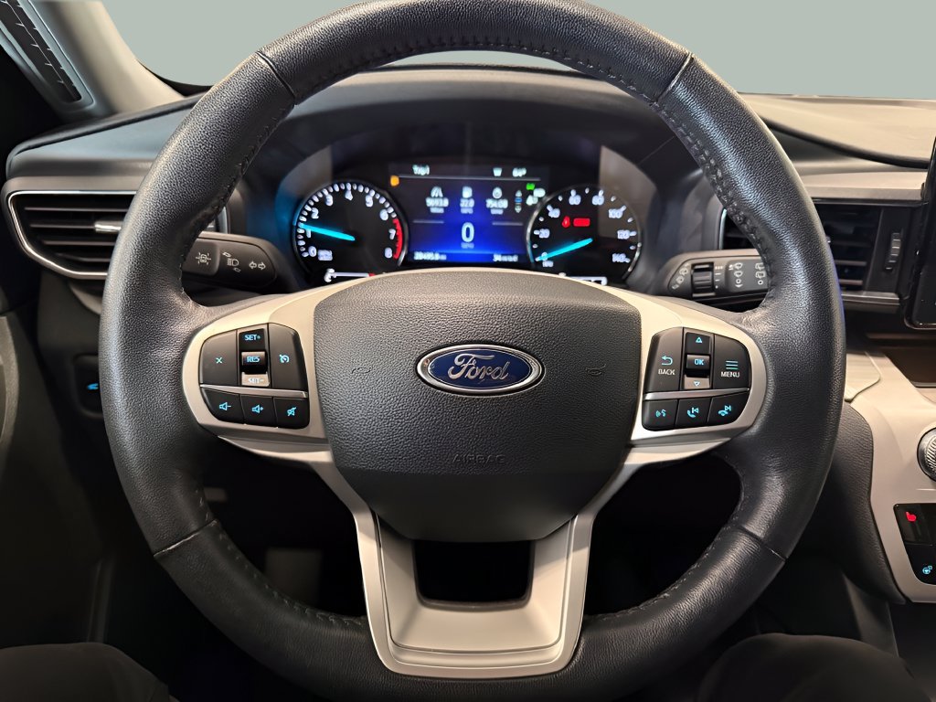 Certified 2023 Ford Explorer XLT w/ Equipment Group 202A AWD/4WD image 21
