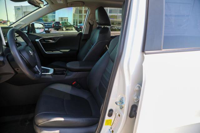 Used 2021 Toyota RAV4 Limited AWD/4WD image 20