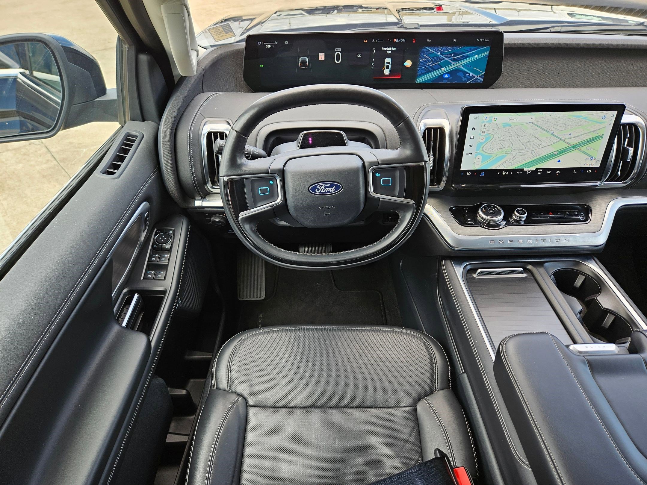 Certified 2025 Ford Expedition Platinum AWD/4WD image 28