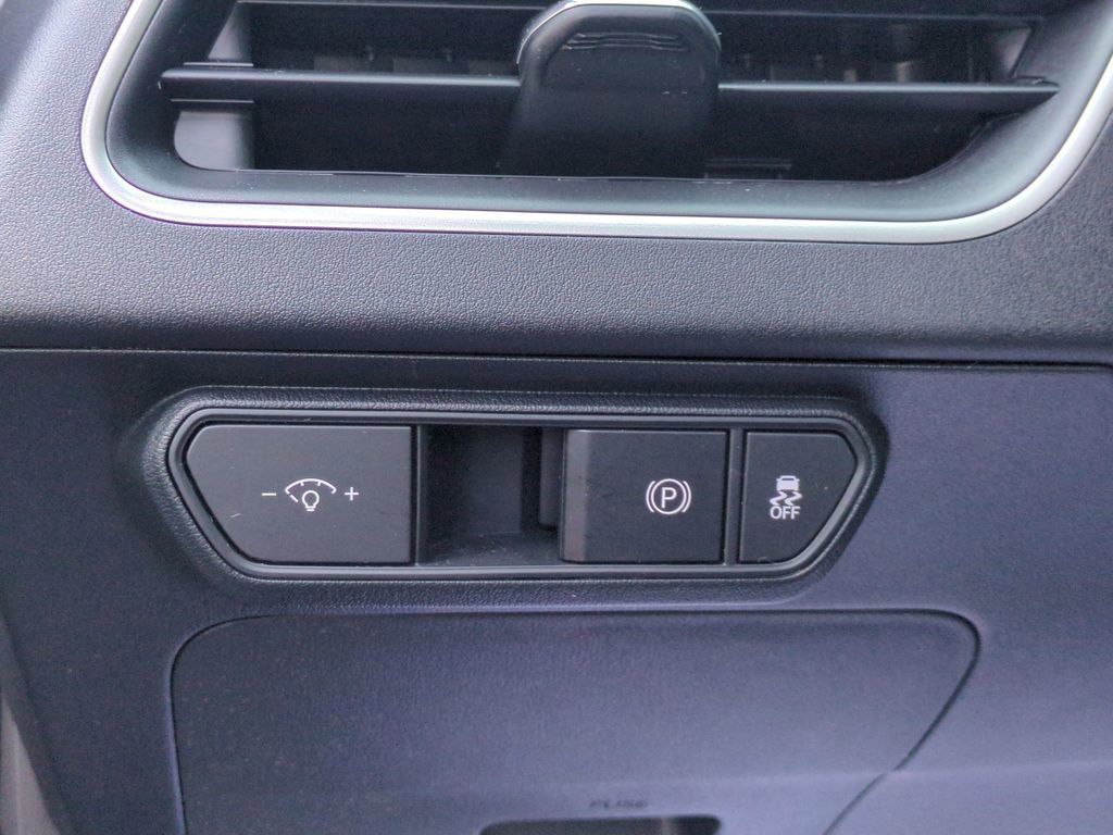 Used 2025 Kia K4 FWD image 14