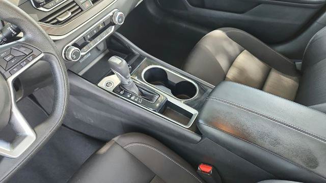 Used 2024 Nissan Altima 2.5 SV FWD image 13