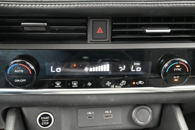 Used 2023 Nissan Rogue SV FWD image 22