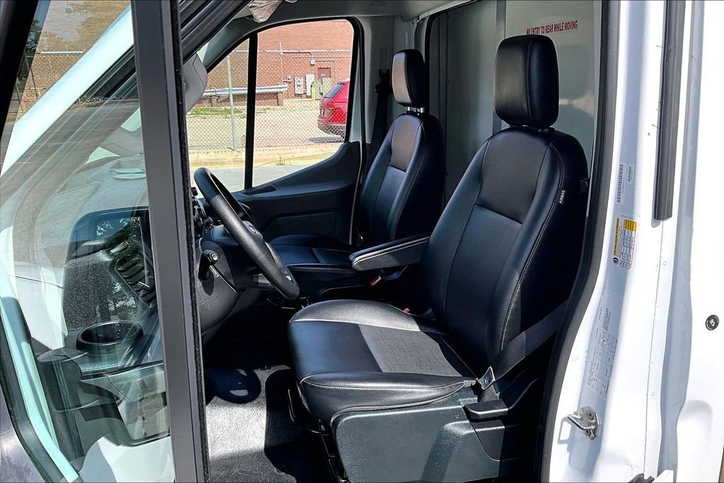 Certified 2023 Ford Transit 350 DRW RWD image 23