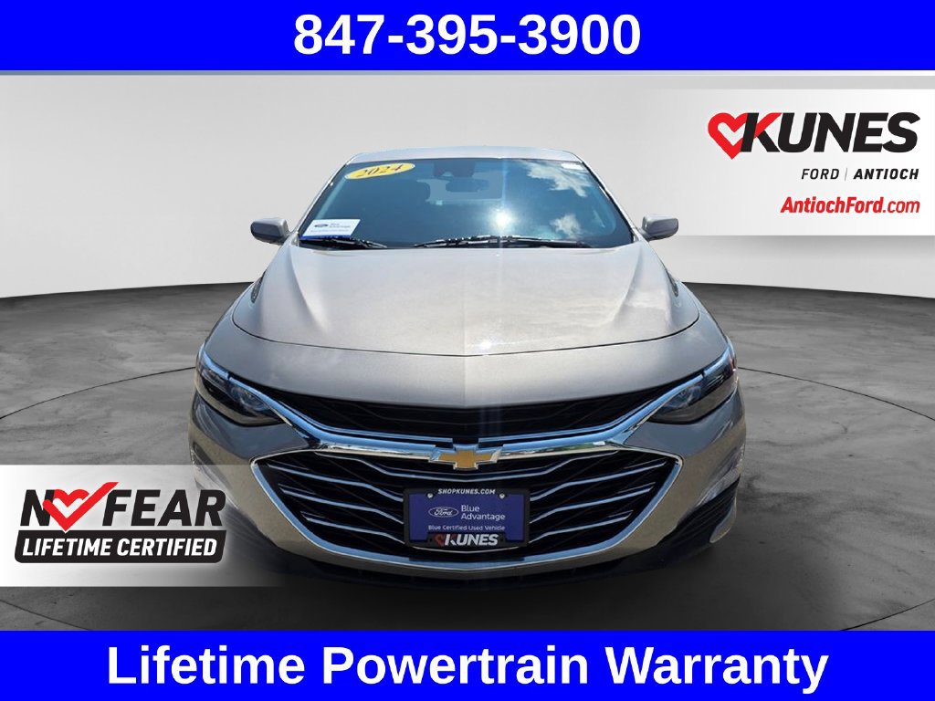 Used 2024 Chevrolet Malibu LT FWD image 2
