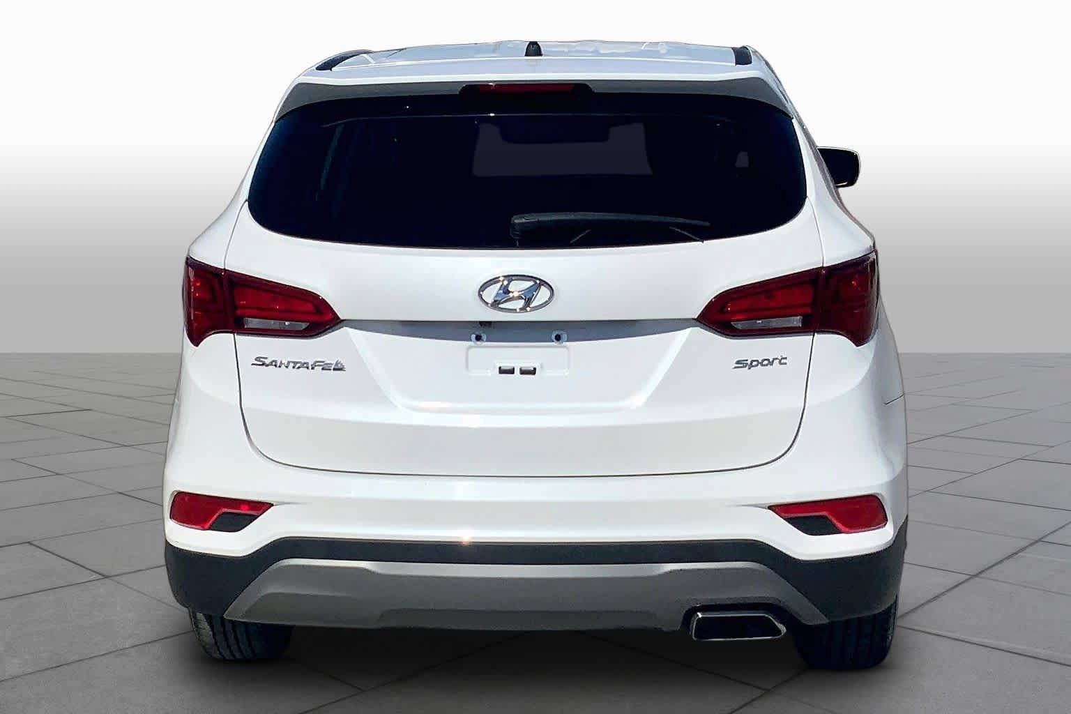 Used 2018 Hyundai Santa Fe Sport FWD image 5