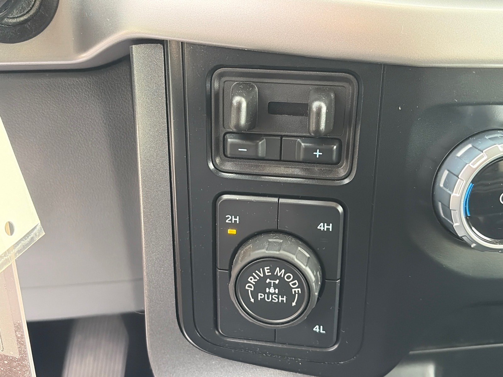 Certified 2023 Ford F150 XLT w/ Equipment Group 301A Mid AWD/4WD image 12