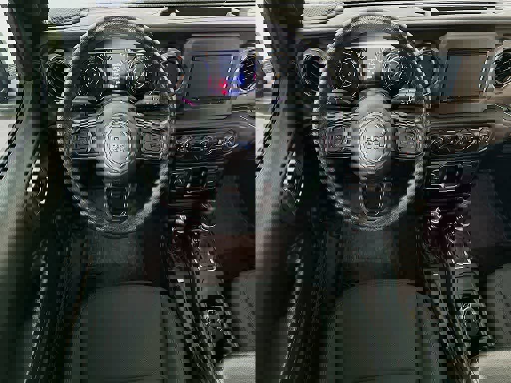 Used 2021 Jeep Wrangler Unlimited Sport image 13