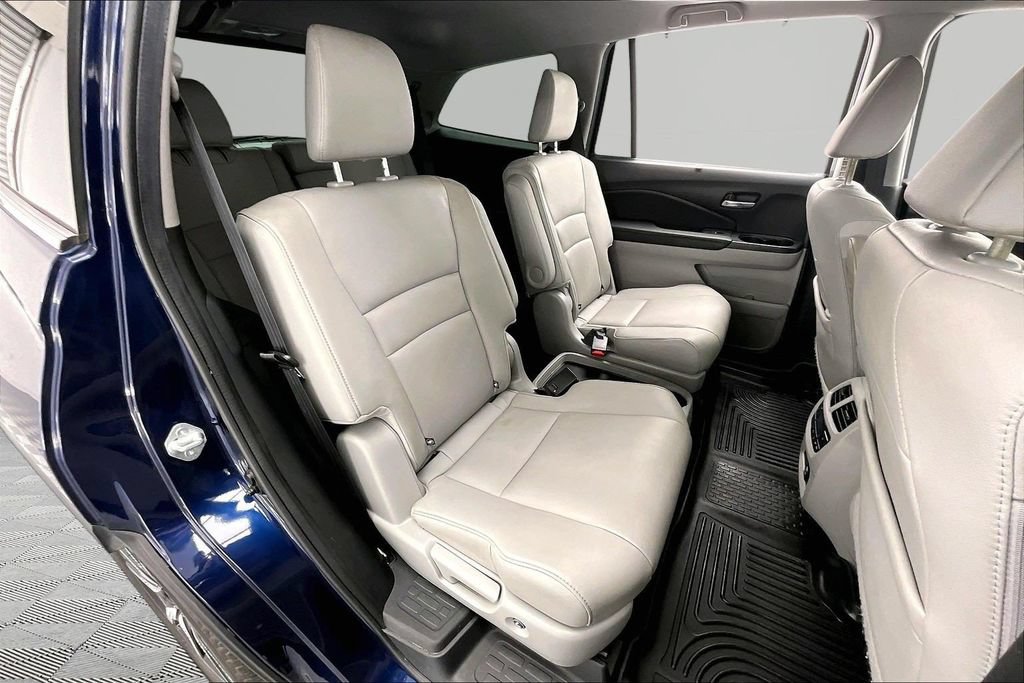 Used 2022 Honda Pilot Touring image 27