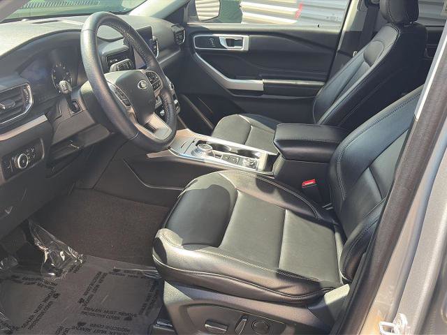 Certified 2023 Ford Explorer XLT w/ Equipment Group 202A AWD/4WD image 23