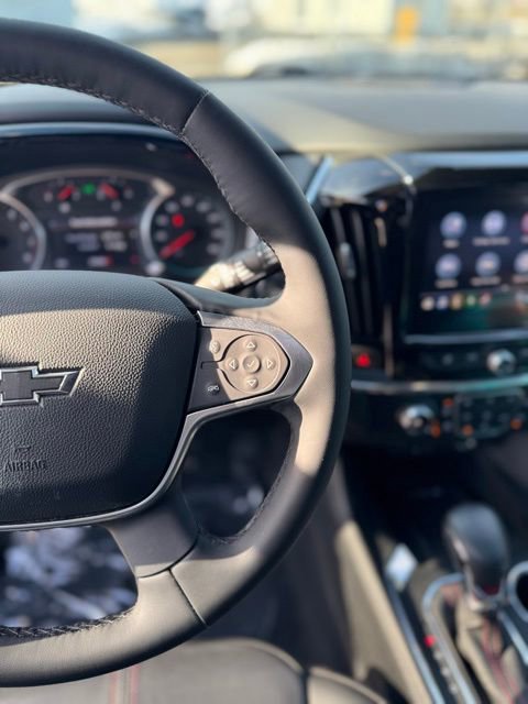 Used 2023 Chevrolet Traverse RS image 18