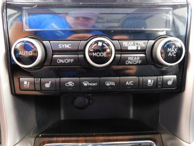 Used 2022 Subaru Ascent Touring image 25