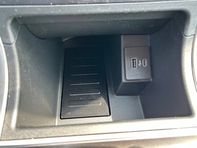 Certified 2024 Ford Edge SEL w/ Convenience Package AWD/4WD image 29