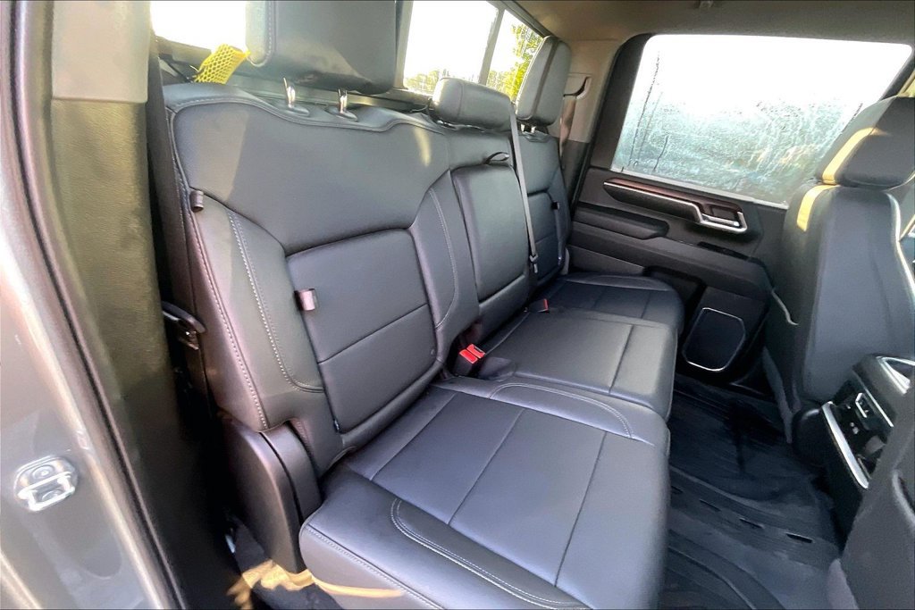 Used 2024 GMC Sierra 2500 SLT w/ SLT Premium Package AWD/4WD image 26
