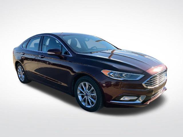 Certified 2017 Ford Fusion SE w/ Fusion SE Technology Package FWD image 8