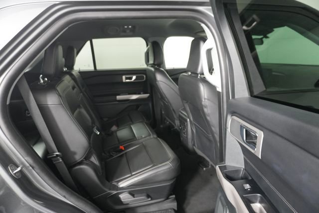 Certified 2024 Ford Explorer XLT w/ Equipment Group 202A image 23