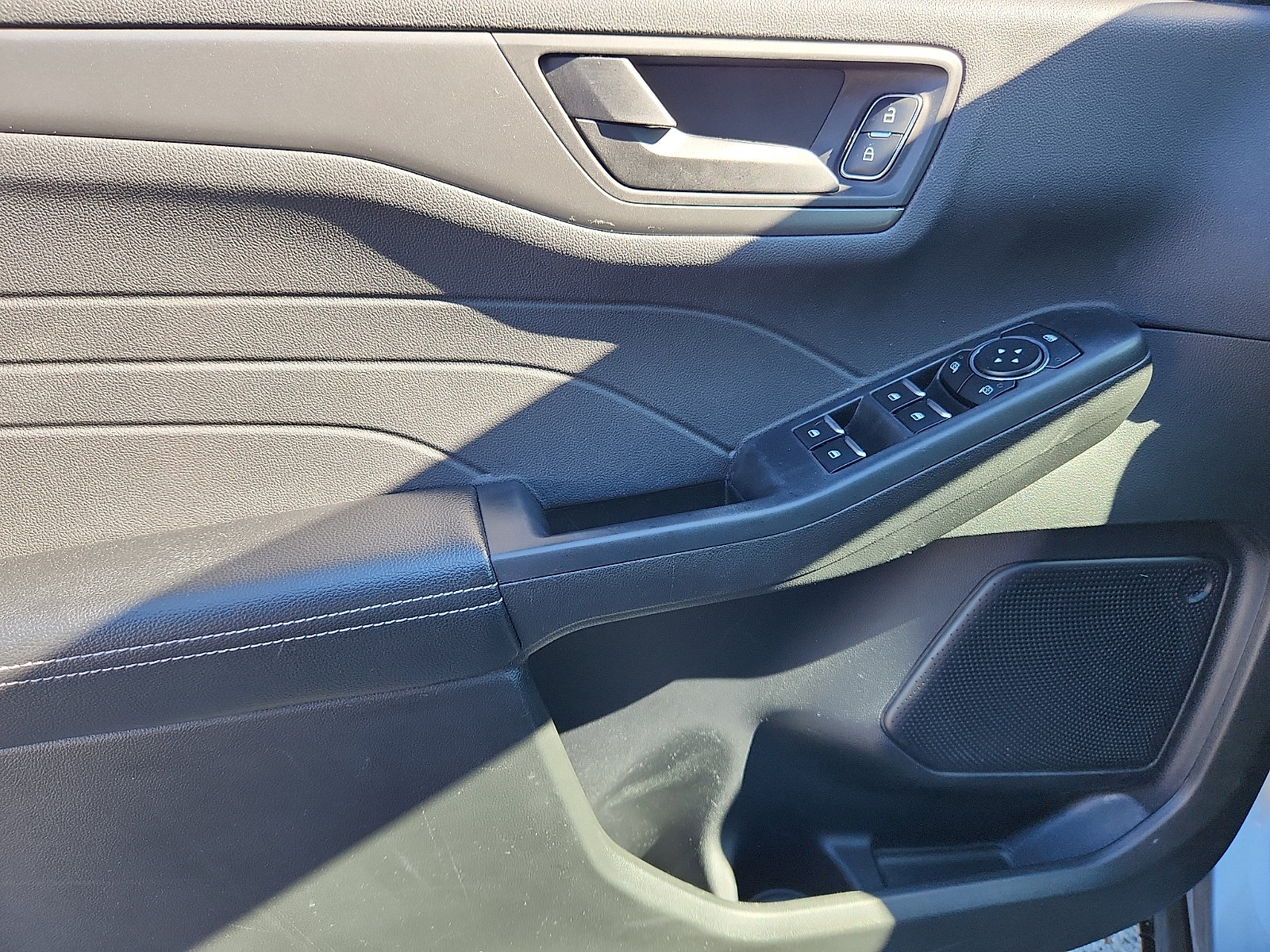 Certified 2023 Ford Escape Active FWD image 15