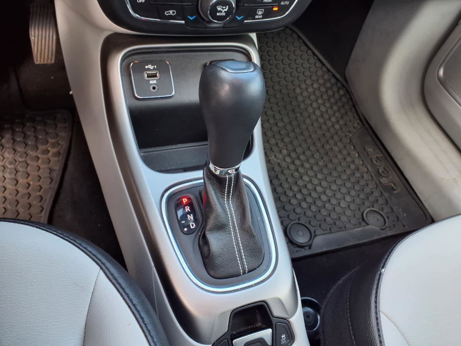 Used 2021 Jeep Compass Latitude w/ Convenience Group FWD image 15