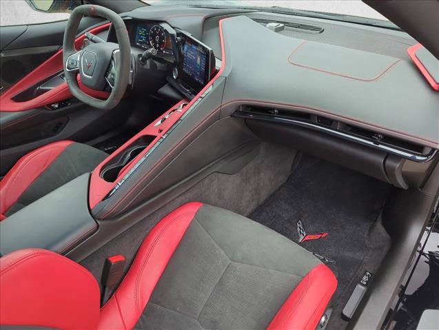 Used 2023 Chevrolet Corvette Stingray Preferred Cpe w/ Z51 Performance Package RWD image 17
