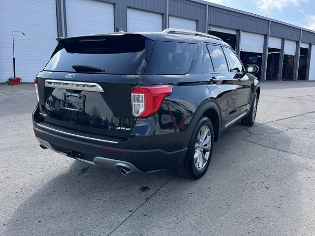 Certified 2023 Ford Explorer Limited w/ Limited Technology Package image 3