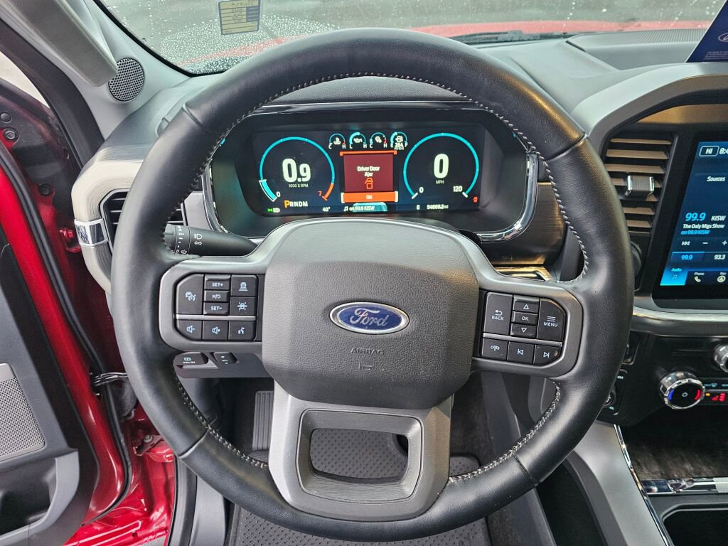 Certified 2022 Ford F150 Lariat w/ Equipment Group 502A High image 23