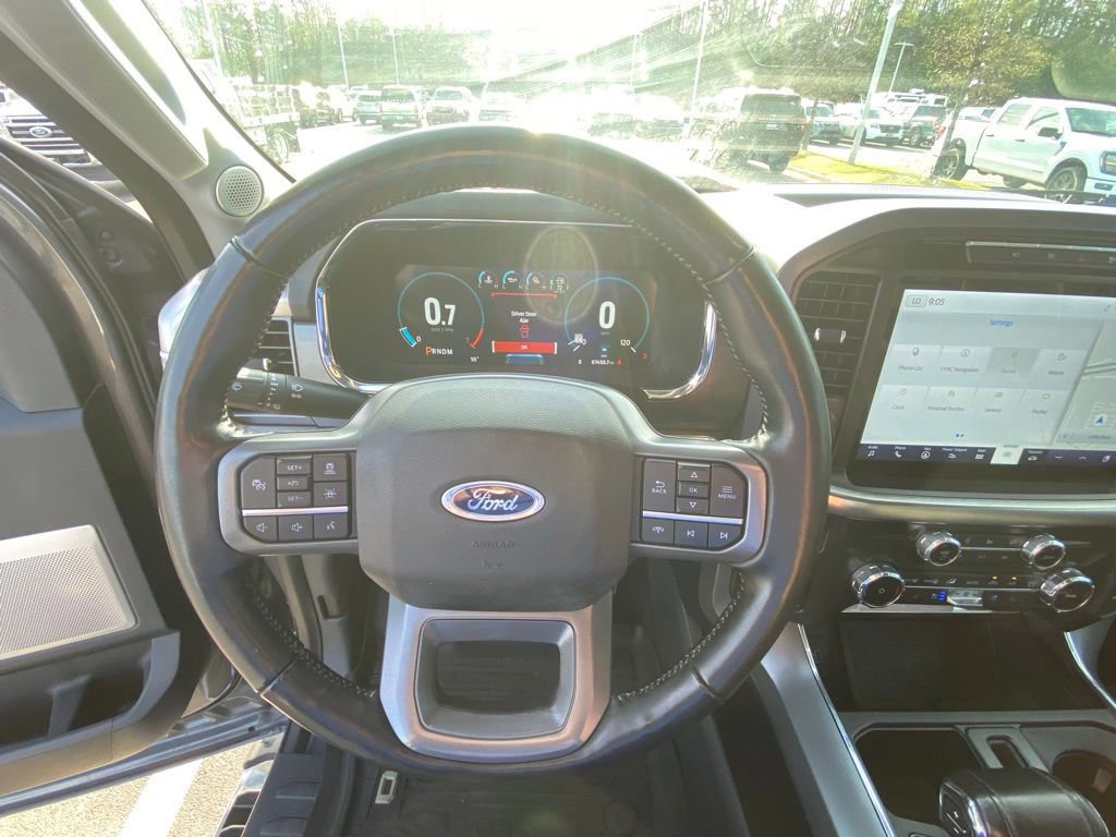 Certified 2022 Ford F150 Lariat w/ Equipment Group 502A High image 13