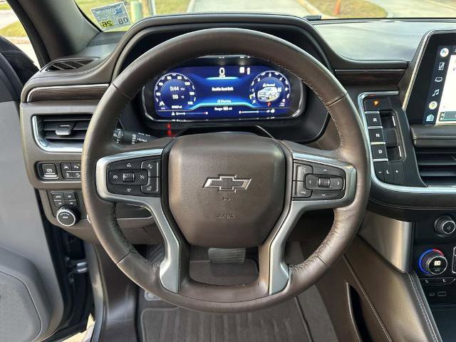 Used 2022 Chevrolet Tahoe Z71 w/ Luxury Package AWD/4WD image 25