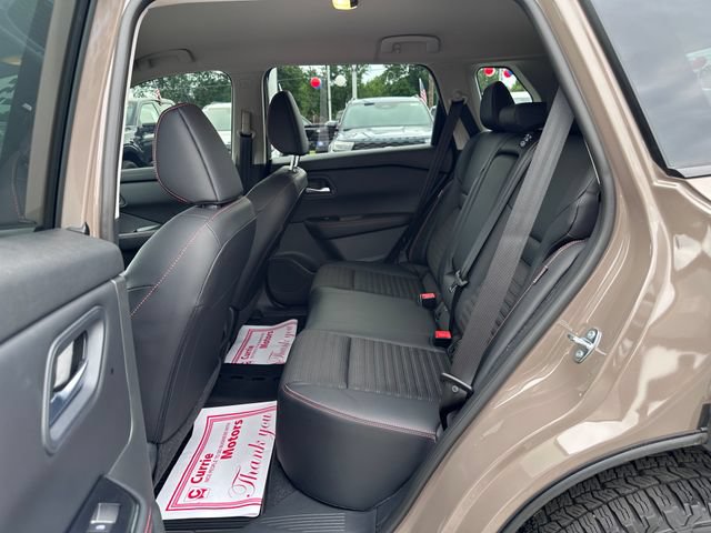 Used 2025 Nissan Rogue SV w/ Rock Creek Premium Package AWD/4WD image 8