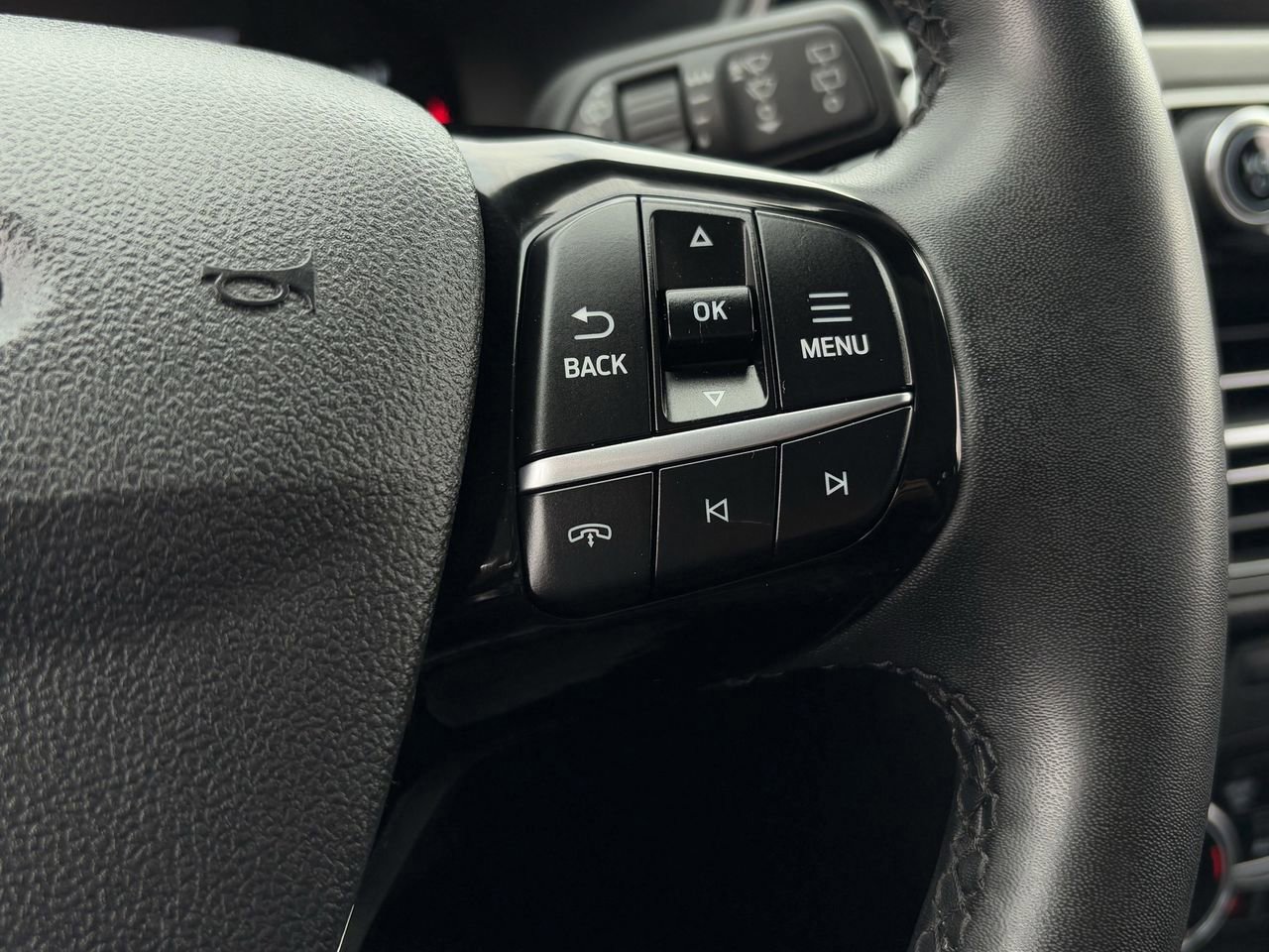 Certified 2023 Ford Escape Active image 17