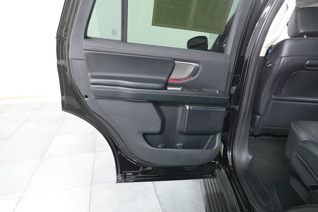 Certified 2025 Ford Expedition Platinum AWD/4WD image 28